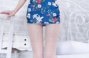 Beautyleg – 紫色与黑色的激情，Arvil的万圣节图片合集让人心跳加速！