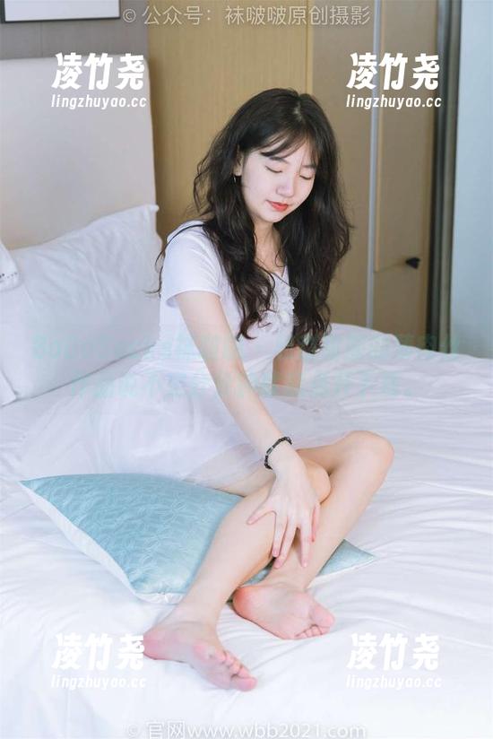 BoBoSocks袜啵啵 - 和甜甜圈的薄肉丝作品说不定分分钟就能点开下载。 BoBoSocks袜啵啵 - 和甜甜圈的薄肉丝作品说不定分分钟就能点开下载。
