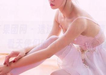 GIRLT果团网 – 透过小九九的高清图集，看天使们的日常变装秀！