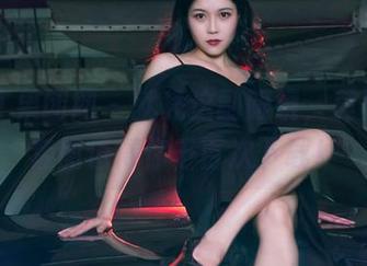 GIRLT果团网 – 就凭这副眼镜，莫雅淇的套图值得你千百次下载！