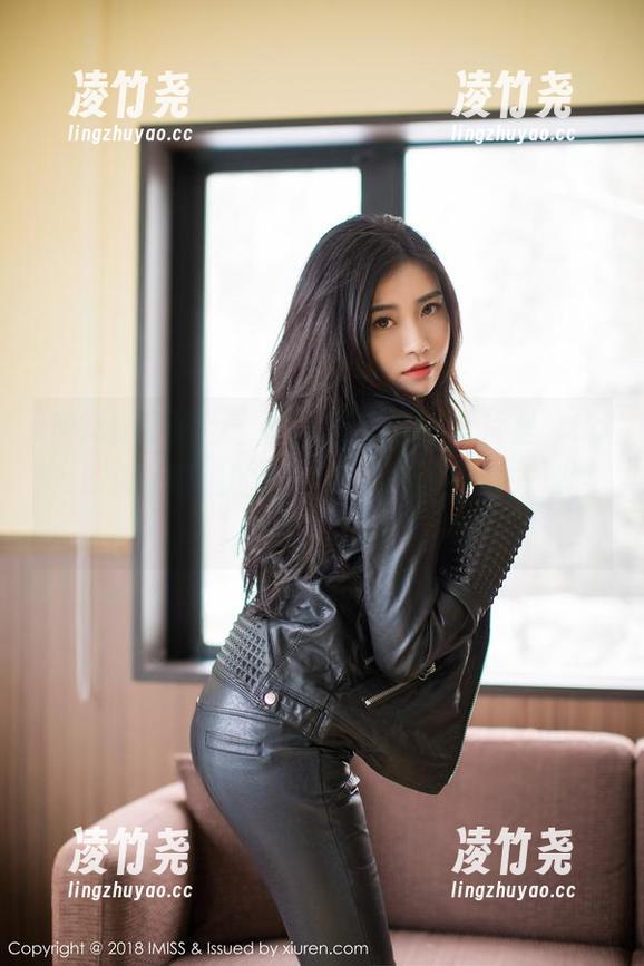 IMiss爱蜜社 - 扒一扒！这张图片里，LalaBaby啦啦的美腿让人一秒钟失去理智！