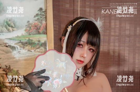 等等，KANEKO_咔喵黑色图集：这色调都快把我吸进去了，专心的我都舍不得眨眼。