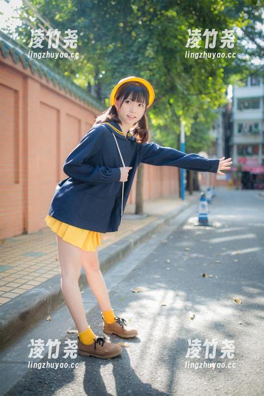 雨后春笋似的萌动，Kitaro_绮太郎的粉色cos令人莞尔，照片中藏着甜蜜的时光