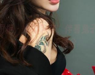 Ligui丽柜 – 心心俩字，伴着兔子的高清互动，欢乐满分