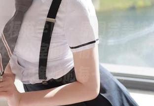MFStar模范学院 – 原图完美捕捉白子嫣nicky在办公室的小情调，让我不自觉地想象她的每一天。