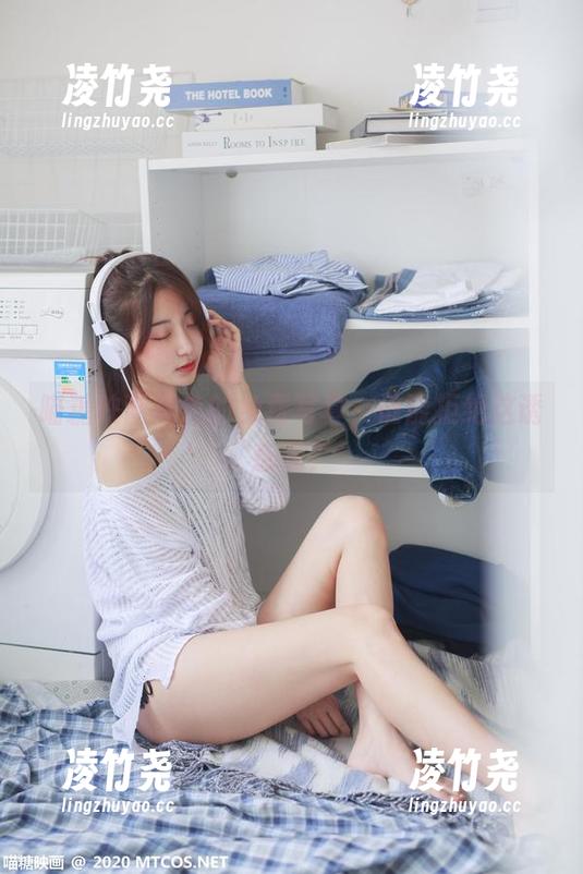 喵糖映画黑色的免费写真，谁能拒绝这诱惑呢？