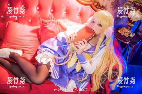 作品说：Sayako＿今年4岁用她那绝美身姿，为“原神”赋予了新的解读。