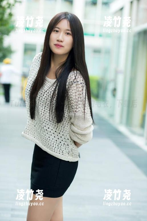 TuiGirl推女郎 - 王依萌的毛衣，下载后就能暖到你！