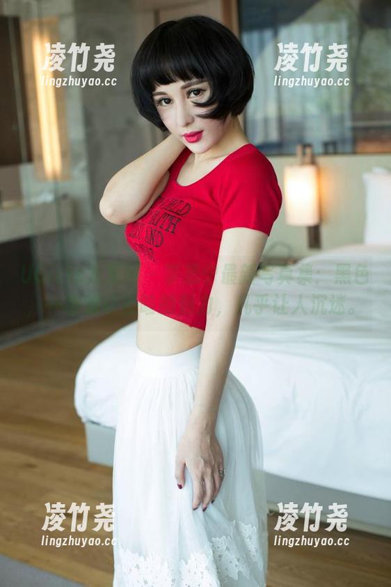 UGirls尤果网 - 李思宁最新写真集：黑色，一种难以言喻的魅力，几乎让人沉迷。