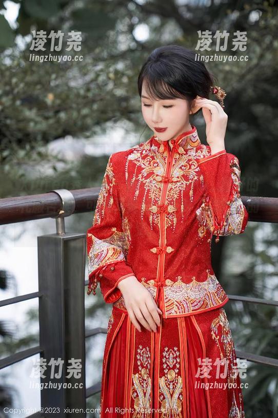 Xiuren秀人网 - 新来的！tina_甜仔的礼服合集，可能又要刷新你对“优雅”的定义。