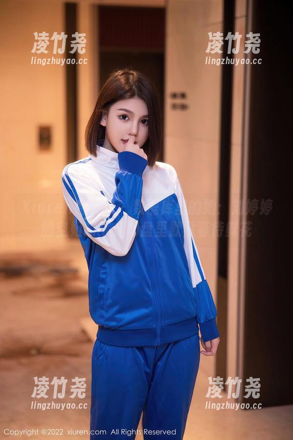 Xiuren秀人网 - 数据库里的她：刘婷婷的空姐图集在网盘里默默等待鲜花