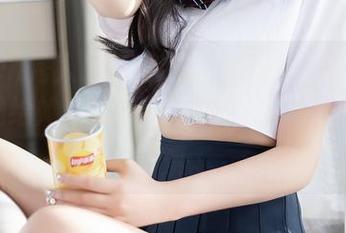 Xiuren秀人网 – 奈汐酱nice的美脚全集，干脆给她来个“美腿大赛”，我只投她一票。