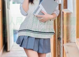 Xiuren秀人网 – 简约的韩珊珊：白衬衫写真合集，看看有没有什么新意
