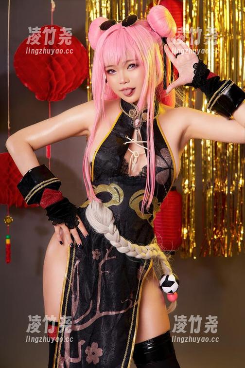 精选：ZinieQ的“Viper（NIKKE）兔女郎”——让人想掐著屏幕不放，看得我直咽口水。