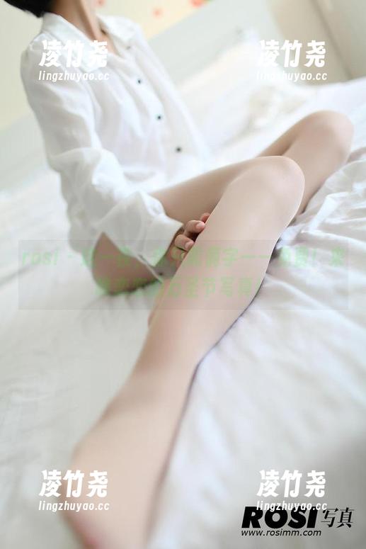 rosi - 这一夜，你只需俩字——免费！来瞧恋恋的万圣节写真！
