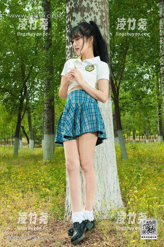 丽柜 - 图册里的yuleba姐姐：这姿态，是在逗我吗？