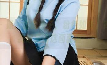 丽柜 – 照片里的桃子，粉色如梦，简直让我想搬进这画面里！