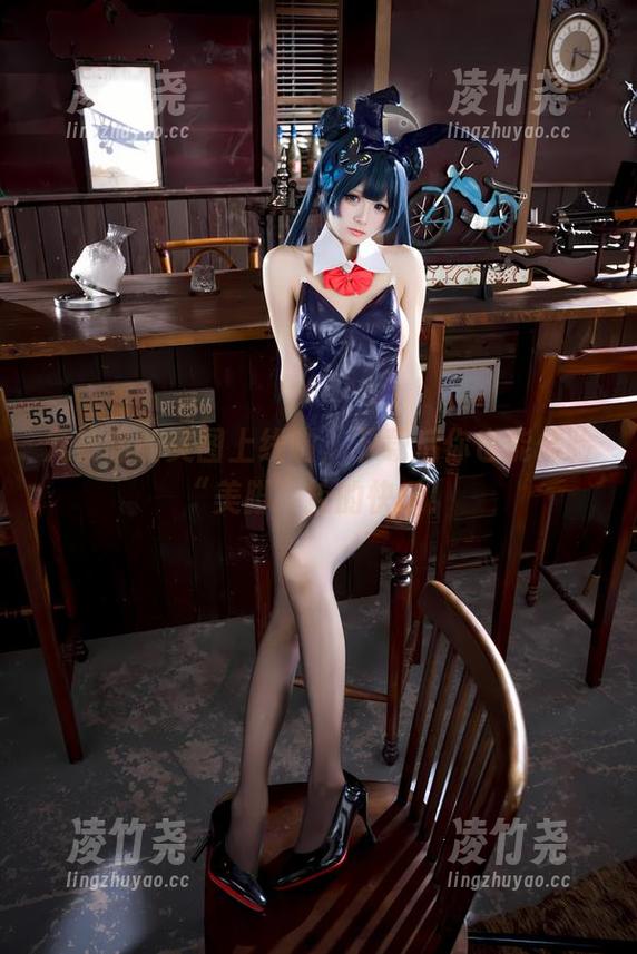 九柒喵的美图上线啦，下载后你也能体验“美脚”控的快乐！