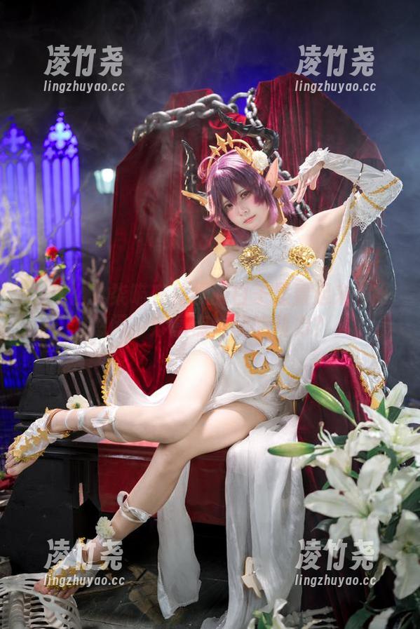 为什么九柒喵在体操服白子里看起来那么悠闲，分享点运动的动力？