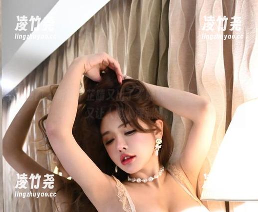 微密圈 - 听说于芷晴又出了“妹妹”合集，期待不会又让人陷入深渊啊。