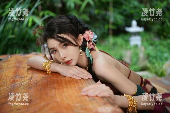 余多多Dudu的ASMR精选：不同于平凡的福利，听起来既像正经事，又像个恶作剧