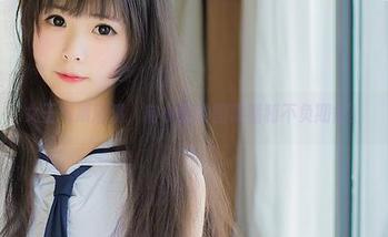 女王气质满满，向小圆的图集福利不负期待！