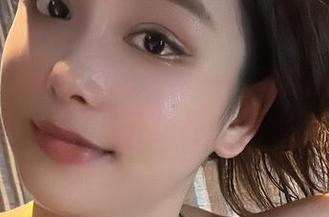 微密圈 – 坏女孩的优雅——奶雯的性感女仆作品