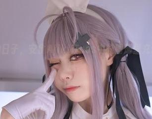 风纪委员的日子，安食Ajiki在cos中让图册里充满了轻松气息。