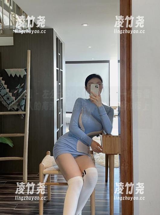 微密圈 - 左公子666倾情奉献：一场与雪白女人的高清写真约会，记得把围巾带上啊：冷！