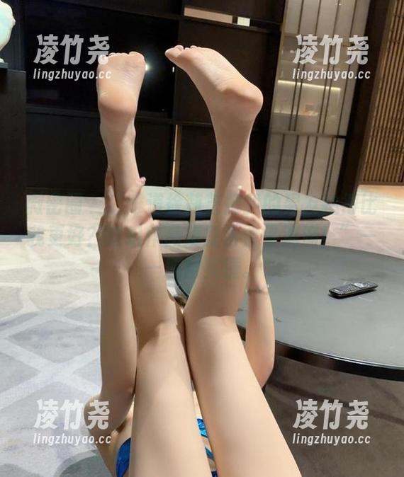 微密圈 - “难道徐莉芝把我的男友拍得比我更好？这组作品集里含金量满满！”——原图实锤。