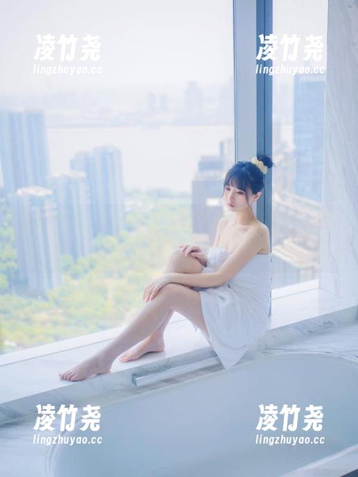 念雪ww图包：白日梦没说完的事，继续在脑海里回响