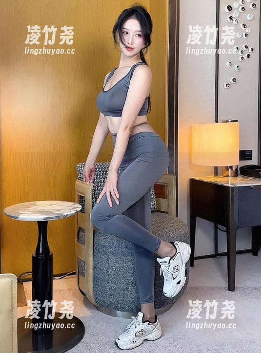 保姆与老头的精彩互动，竟然能让抖娘利世的图片白送？