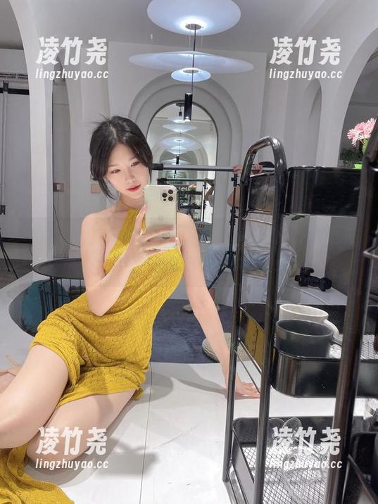 抖娘利世的职业装图册：你还在职场混吗？免费来一波！