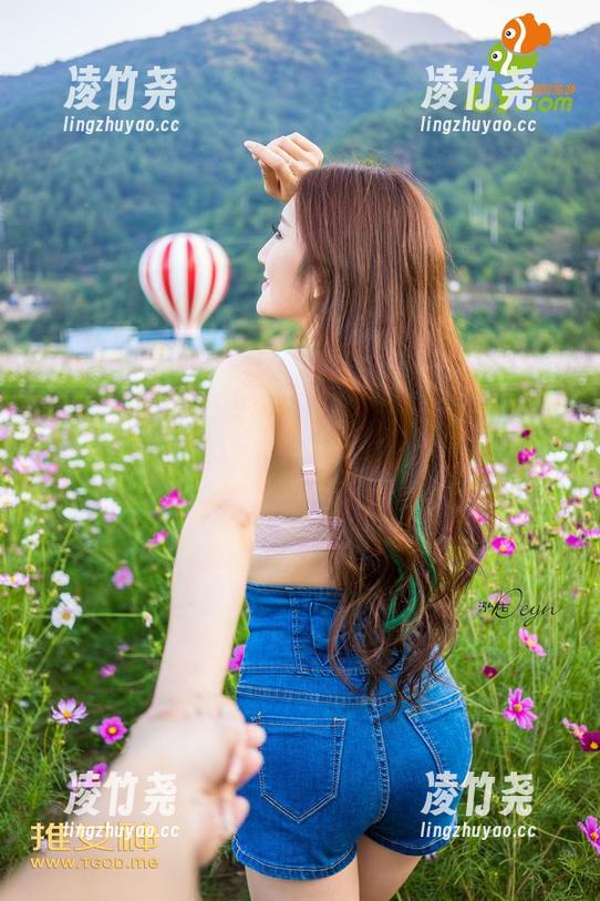 推女神 - 新鲜出炉，卓琳妹妹的双人写真双重冲击