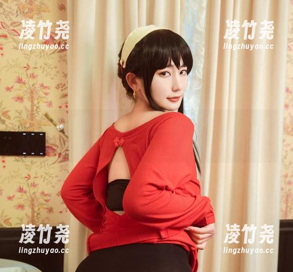星澜想来杯珍珠奶茶的OL制服：全套原图，让你相信职场也能有春天！
