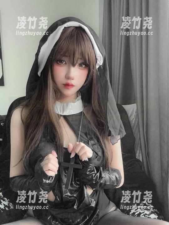 兔耳朵与猫爪的交汇：是你的阿薰呀的斯卡哈兔女郎原图合集！传说中的可爱！