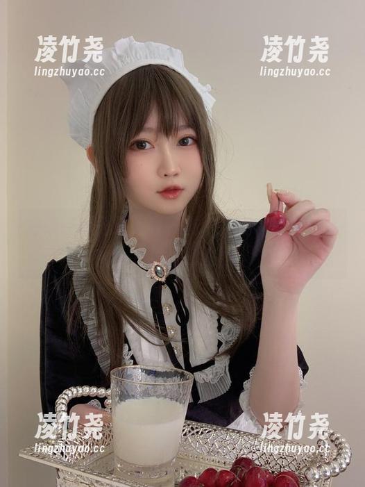 是依酱呀再现冬季女友，下载作品集让人流连忘返