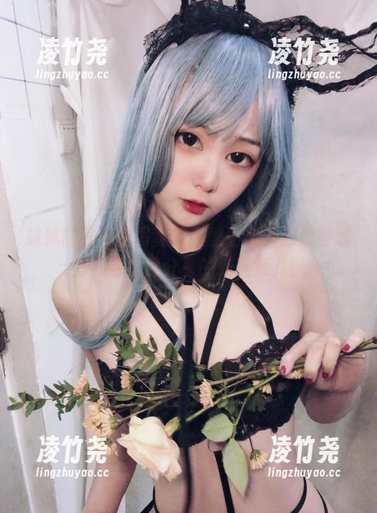 妹妹的是青水写真集，里面藏着的那些表情，岂止是分享的新玩意儿。