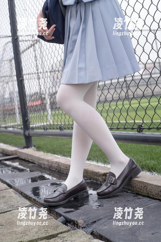 套图里的小秘密:森萝财团黑丝少女的另一面 套图里的小秘密:森萝财团黑丝少女的另一面