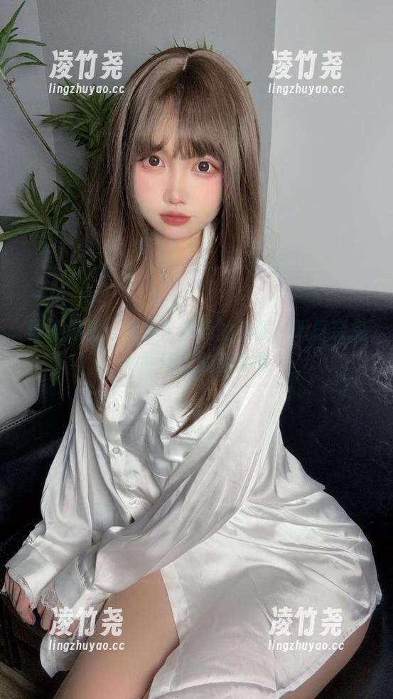再不停嘴：洛桑w伊梓的美图，明日奈兔女郎带来的新体验