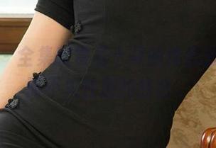 爱尤物 – 全集欣赏孟十朵的体操服，轻盈而不失性感的结合。