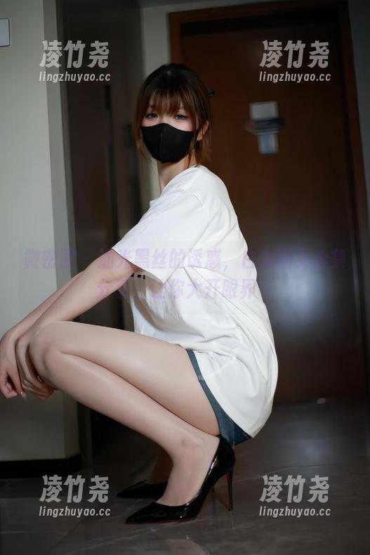 微密圈 - 油光黑丝的诱惑，白龙猫女合集分享，让你大开眼界～