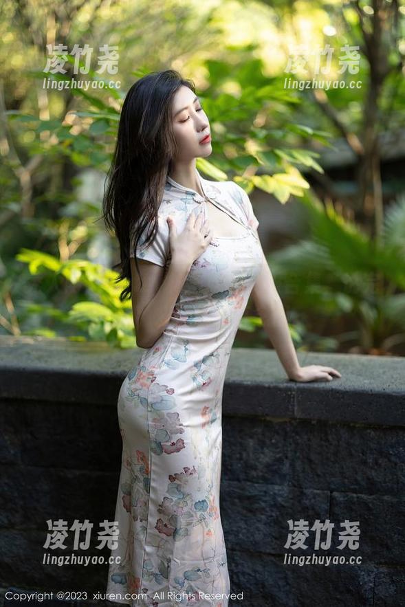 秀人网 - Betty林子欣的礼服合集，说完了话，却还想一直念叨。