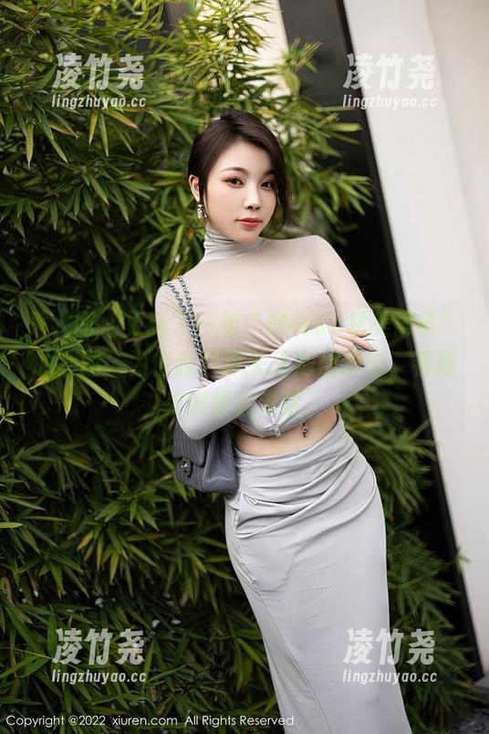 秀人网 - 更新了一组“Mieko林美惠子”的套图，为何我只想关注她那双脚，看起来好像在说话。