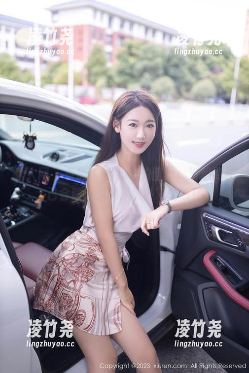 秀人网 - 看奈汐酱nice的蕾丝，没想到自己会陷入这种‘意外’诱惑！