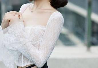 秀人网 – 夏日合集，这一次小泡芙winna把清凉装进了每张美图里。