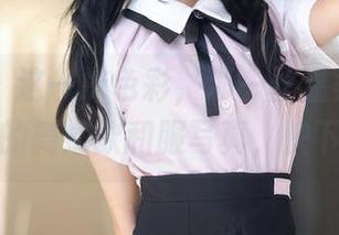 秀人网 – 这一抹色彩，那一丝温柔——不可思议的舞媚歆和服写真，快下载吧！