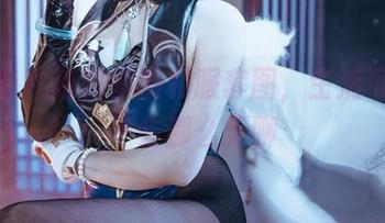但凡有秋和柯基的和服套图，生活可能就不会那么无聊