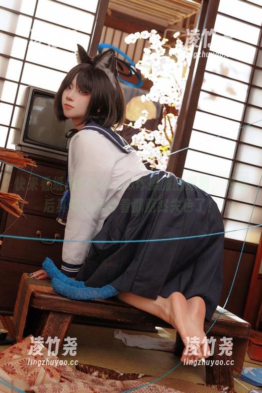 快来看纸悦Etsu_ko体操服的原图，更新后其他所有穿着都黯然失色了！