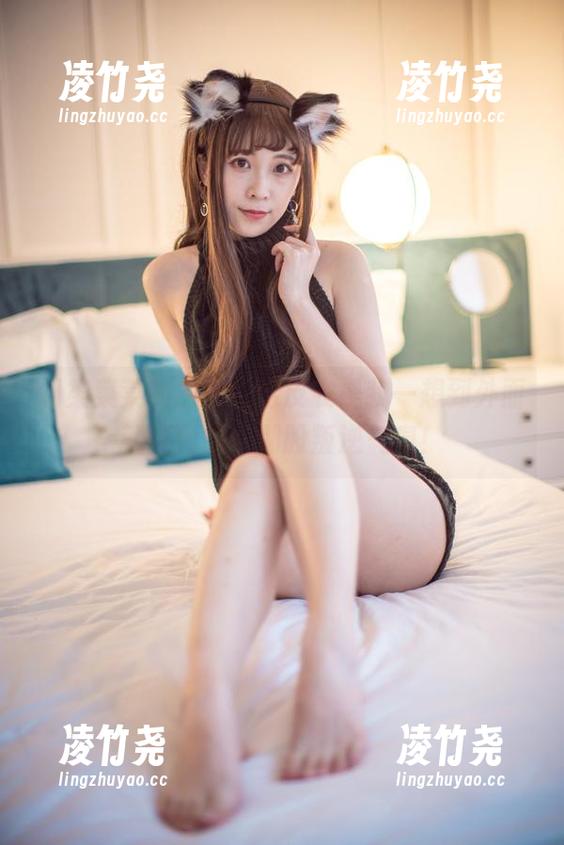 翎柒菜菜的原图，这皮衣是我一想到外面就想到的，那股叛逆气息！